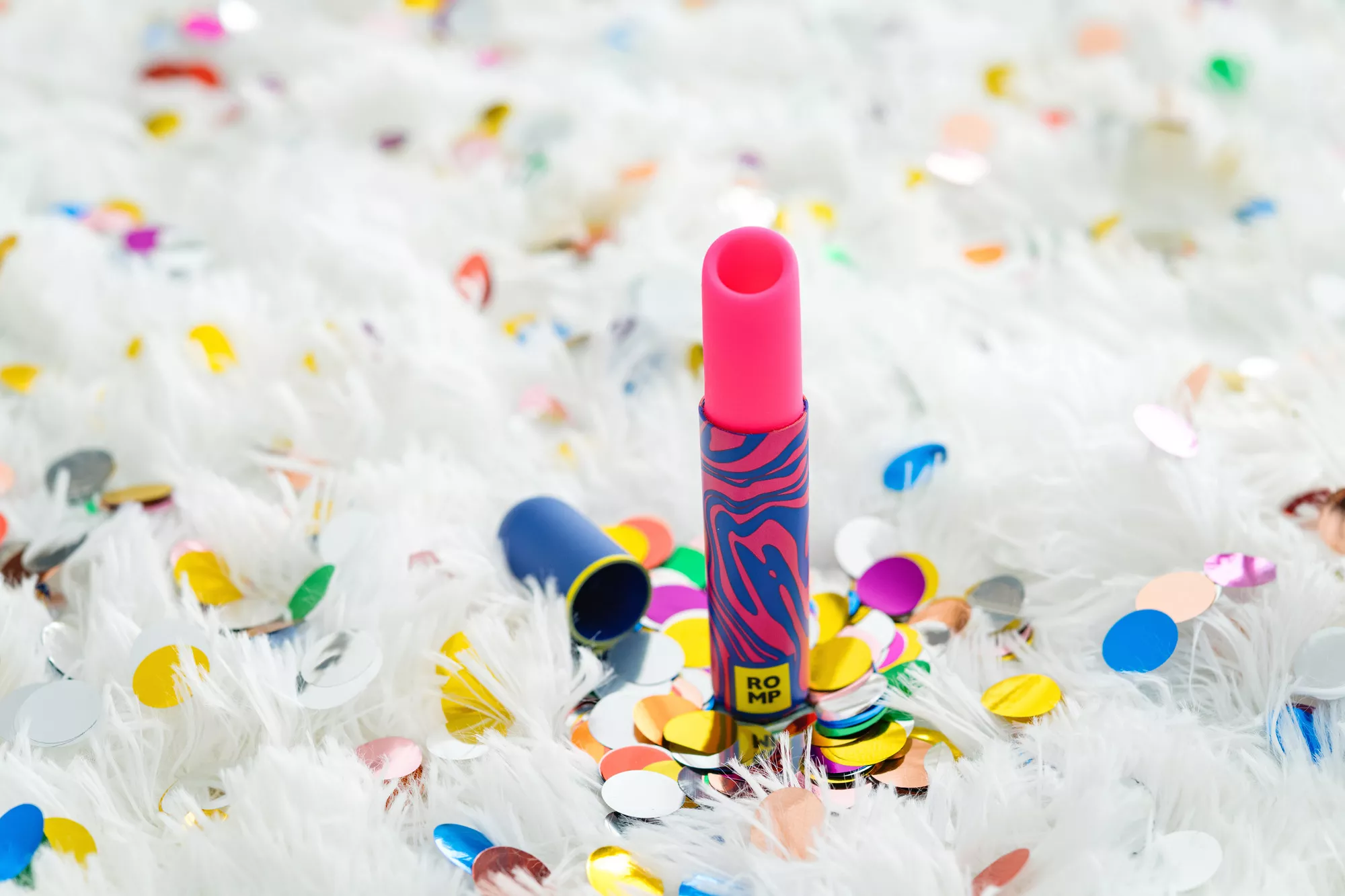 Romp By Womanizer Lipstick Neon Roze (1 stuk) - image 4