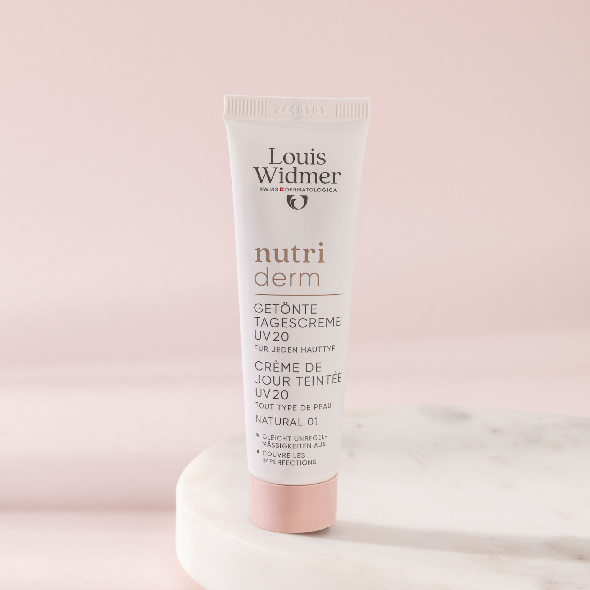 Louis Widmer Nutriderm Getinte Dagcrème Uv 20 Naturel 01 zonder Parfum (30 ml) - image 2