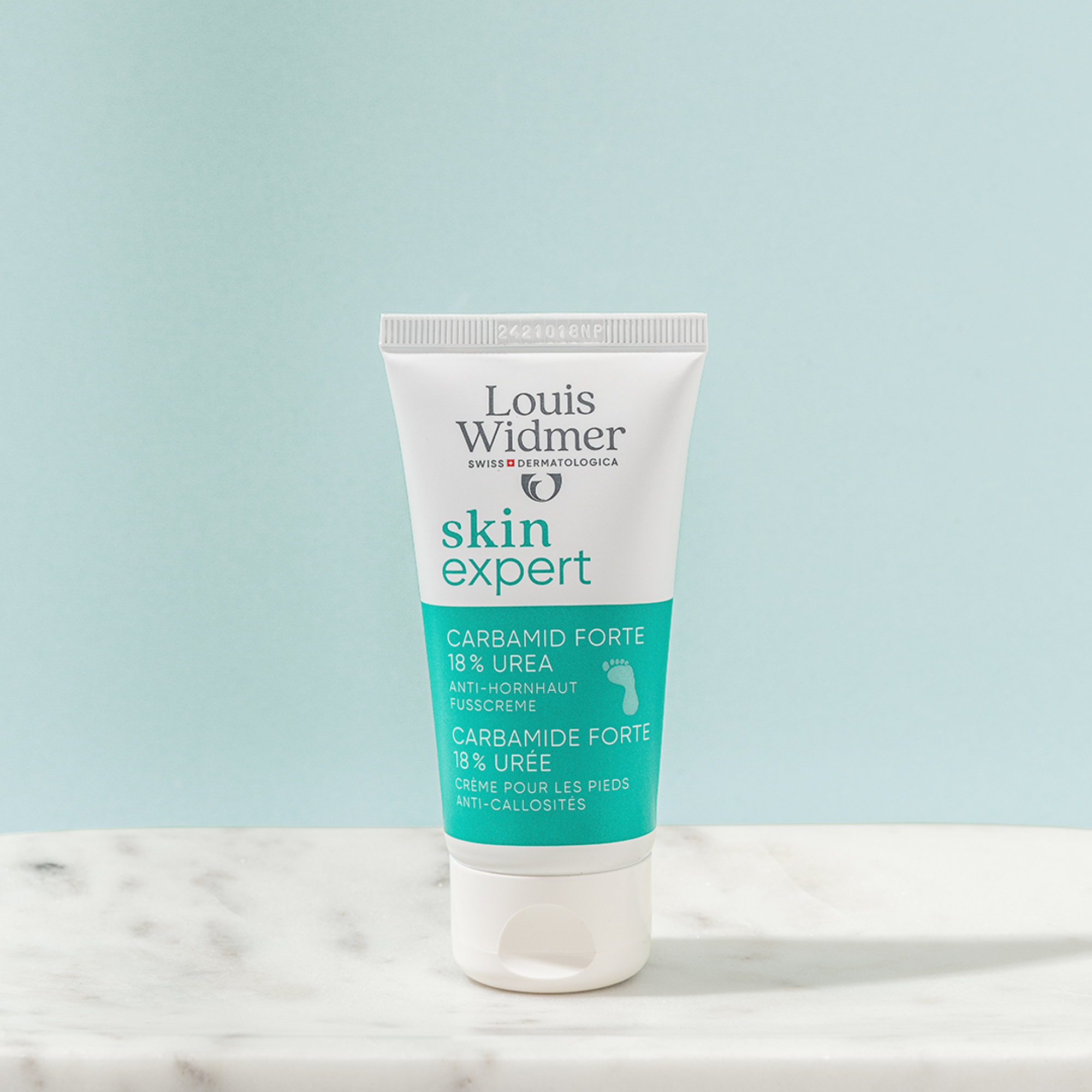 Louis Widmer Skinexpert Carbamide Forte 18 % Ureum Voetencrème tegen Eelt zonder Parfum (50 ml) - image 2