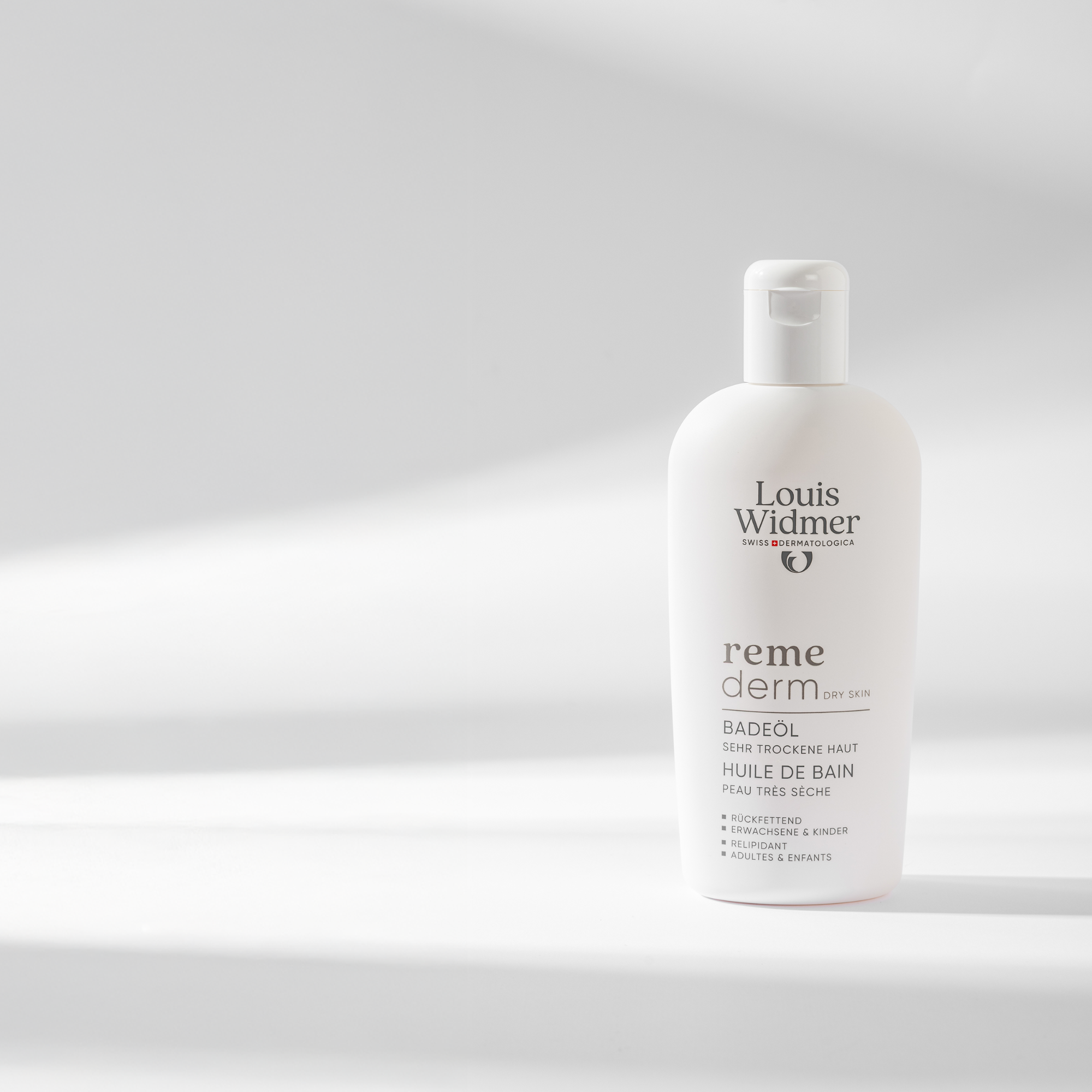 Louis Widmer Remederm Badolie Licht Geparfumeerd (250 ml) - image 2