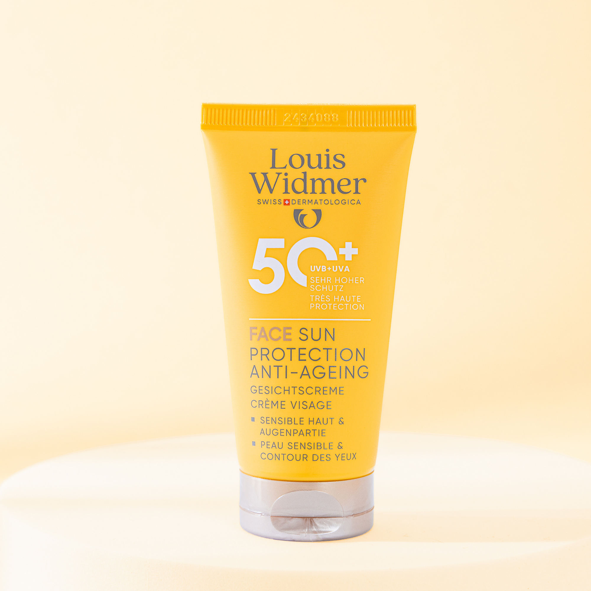 Louis Widmer Face Sun Protection Anti-ageing 50+ Licht Geparfumeerd (50 ml) - image 2